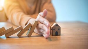 بیمه‌های ضروری مدیران مجتمع | بیمه آتش‌سوزی و مسئولیت ساختمان