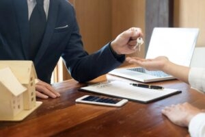 نکات مهم قرارداد خرید آپارتمان | راهنمای کامل